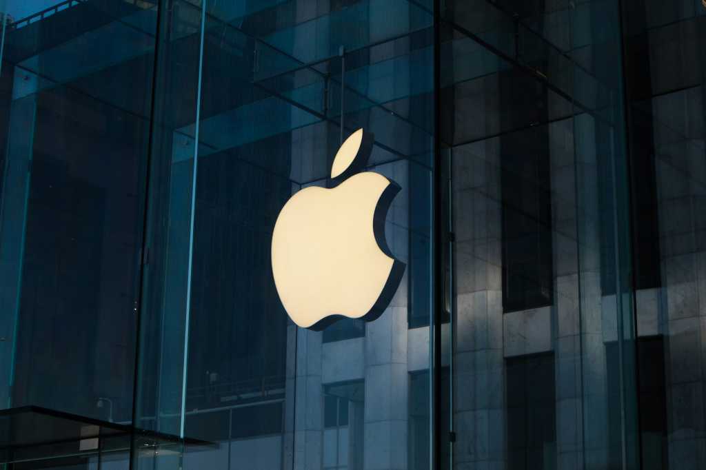 Apple warns users against critical memory corrupting attacks