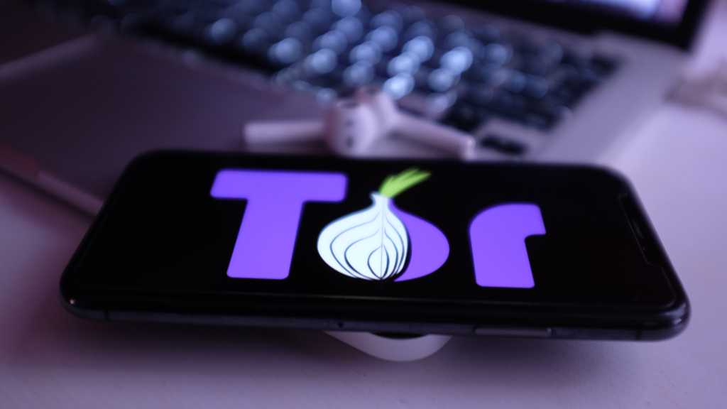 Tor logo on a smartphone